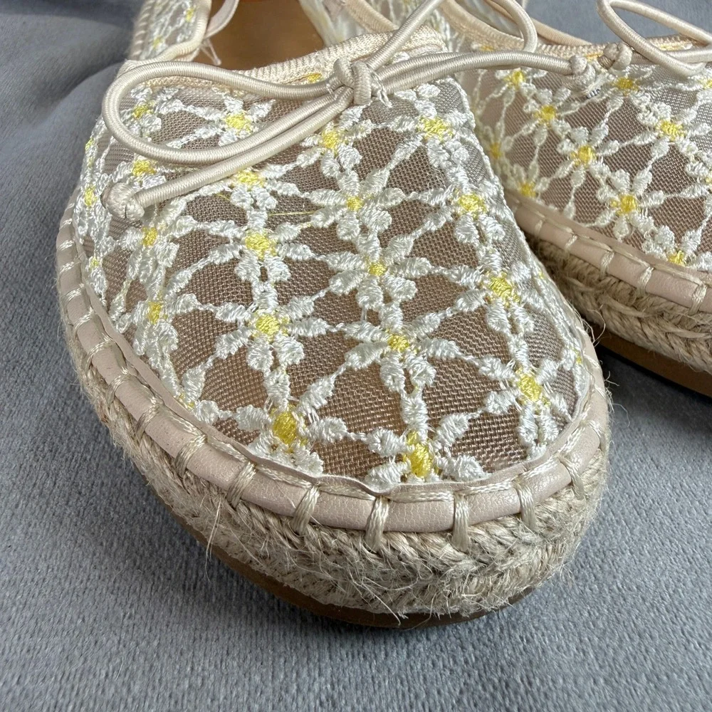 Madden Girl Cottagecore Flats Women 9.5 Beige Floral Mesh Mary Jane Bow Ballet